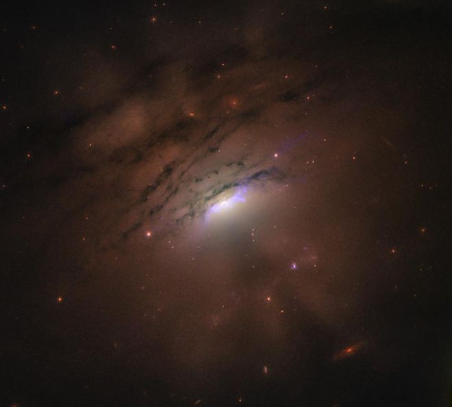Le 10 foto più incredibili scattate dal telescopio spaziale Hubble nel 2020